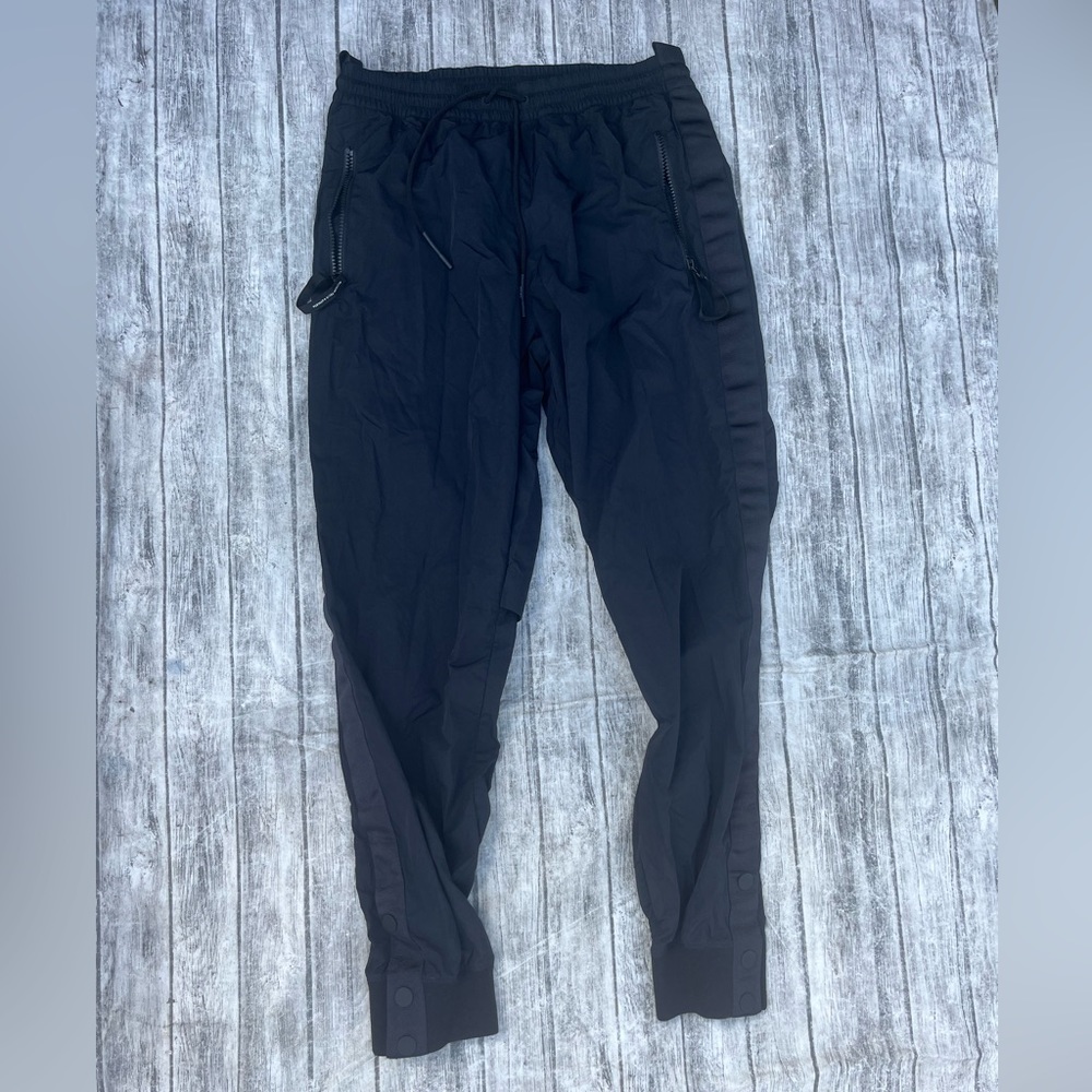 Athleta x Allyson Felix Joggers in black small